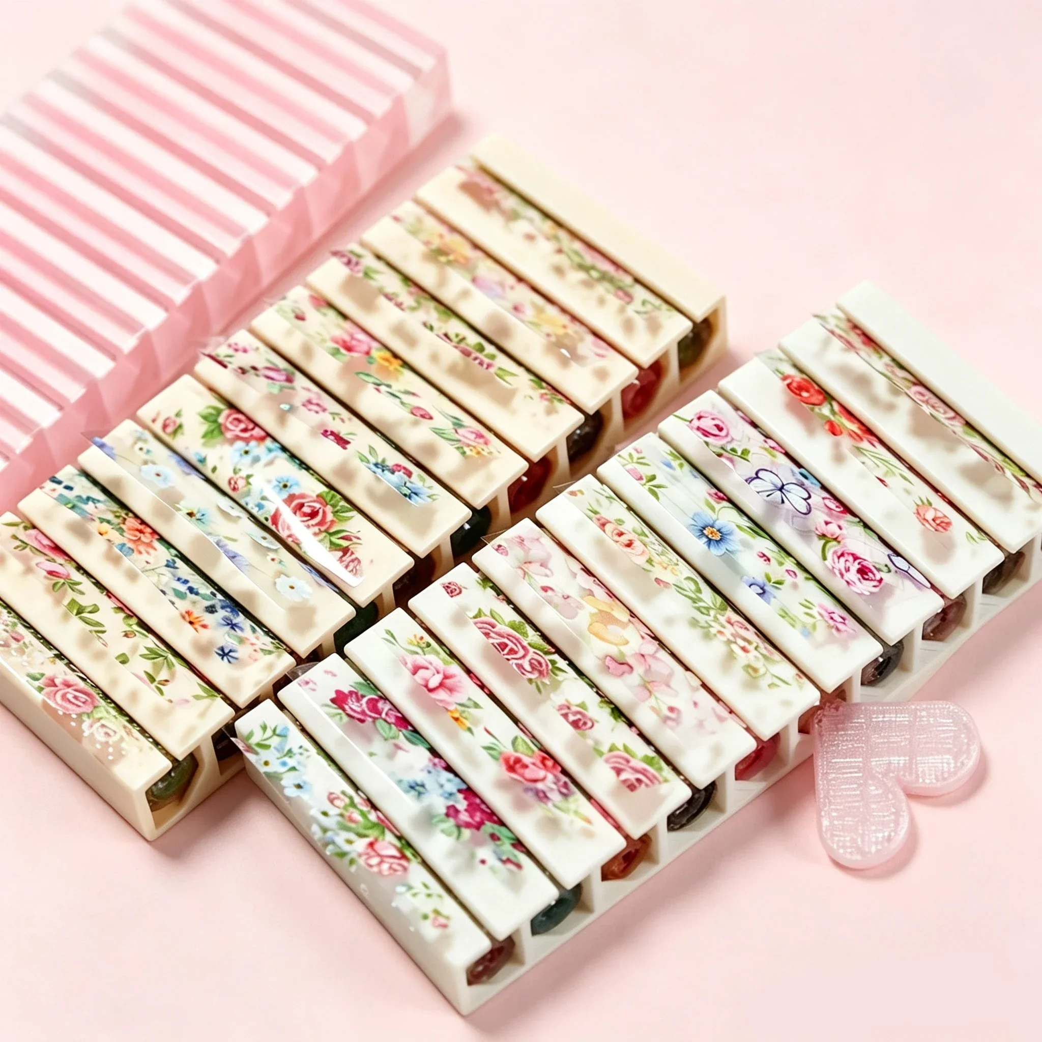 Nail Foil Transfer - صندوق تخزين محمول بـ 10 أقسام