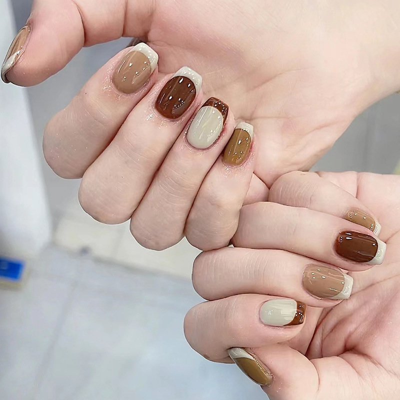 24 قطعة الكراميل البني أومبير  - مراجعة Nail Art Simple Elegant وسعره
